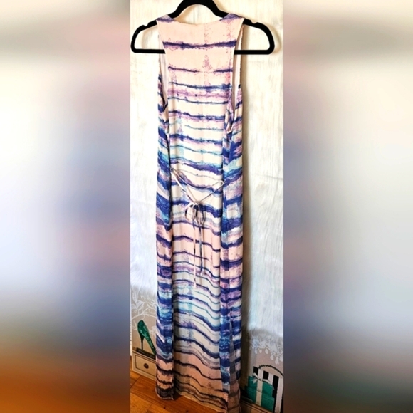 Forever 21 Spring Watercolor Striped Maxi Dress - Picture 4 of 7